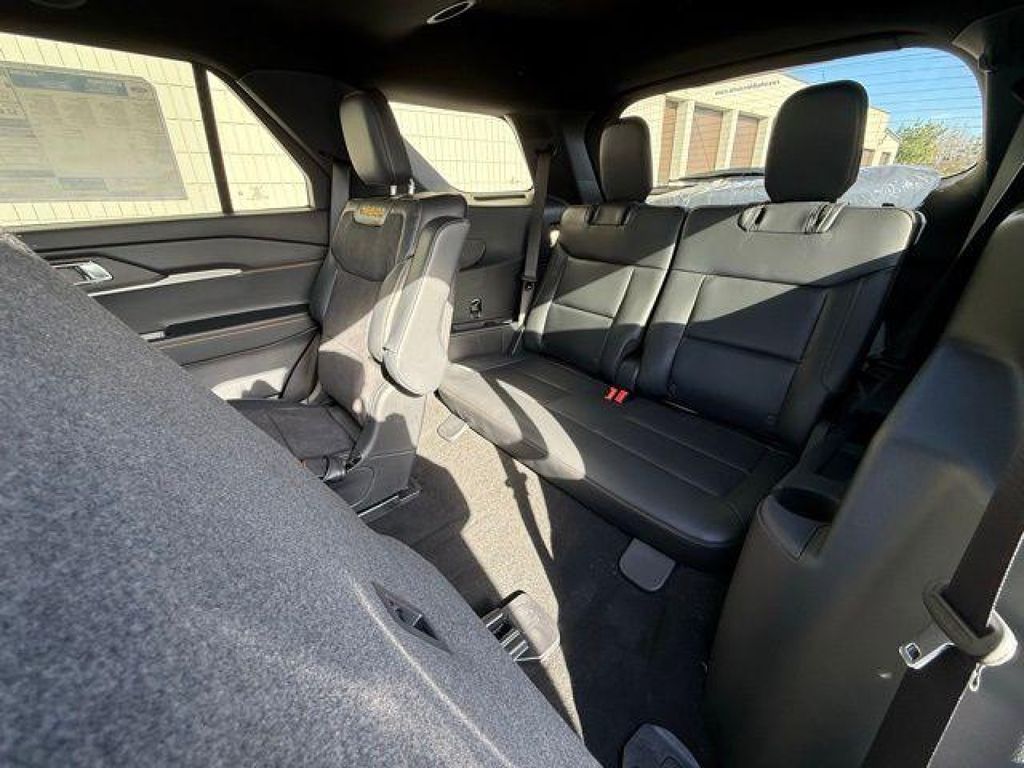 2026 Ford Explorer Tremor - Photo 26