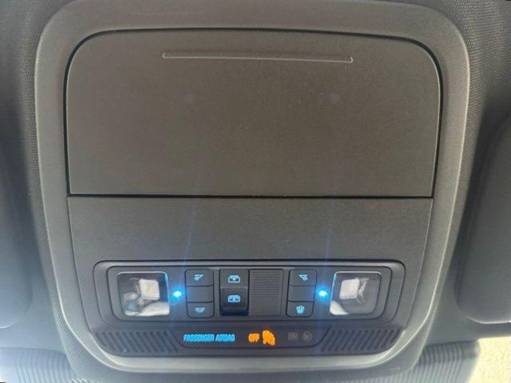 2026 Ford Explorer Tremor - Photo 16