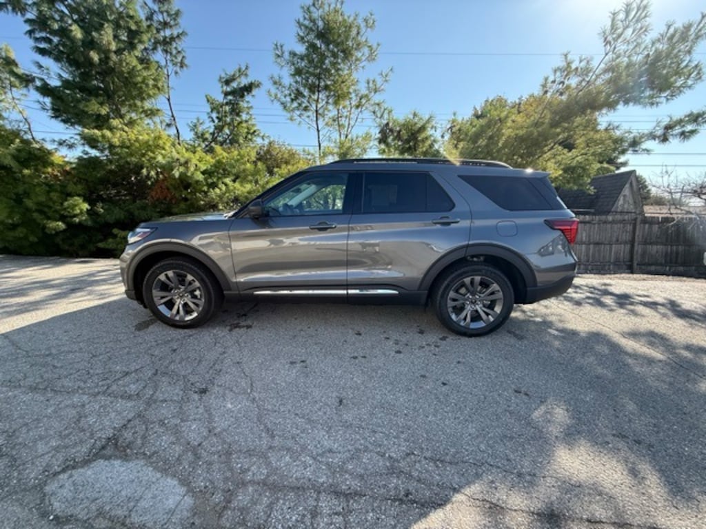 New 2025 Ford Explorer Active SUV
