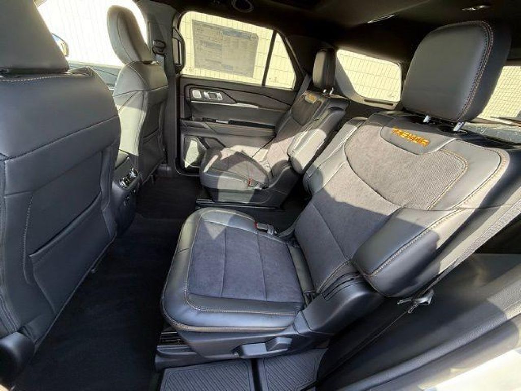 2026 Ford Explorer Tremor - Photo 25