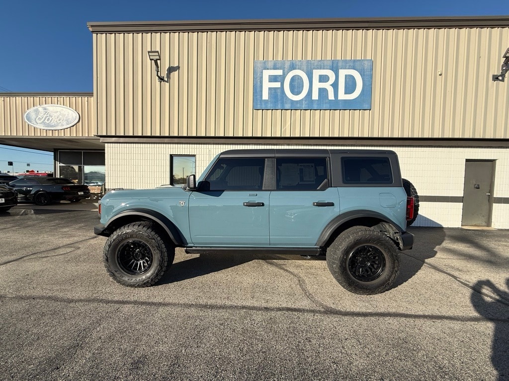 Used 2023 Ford Bronco Base SUV