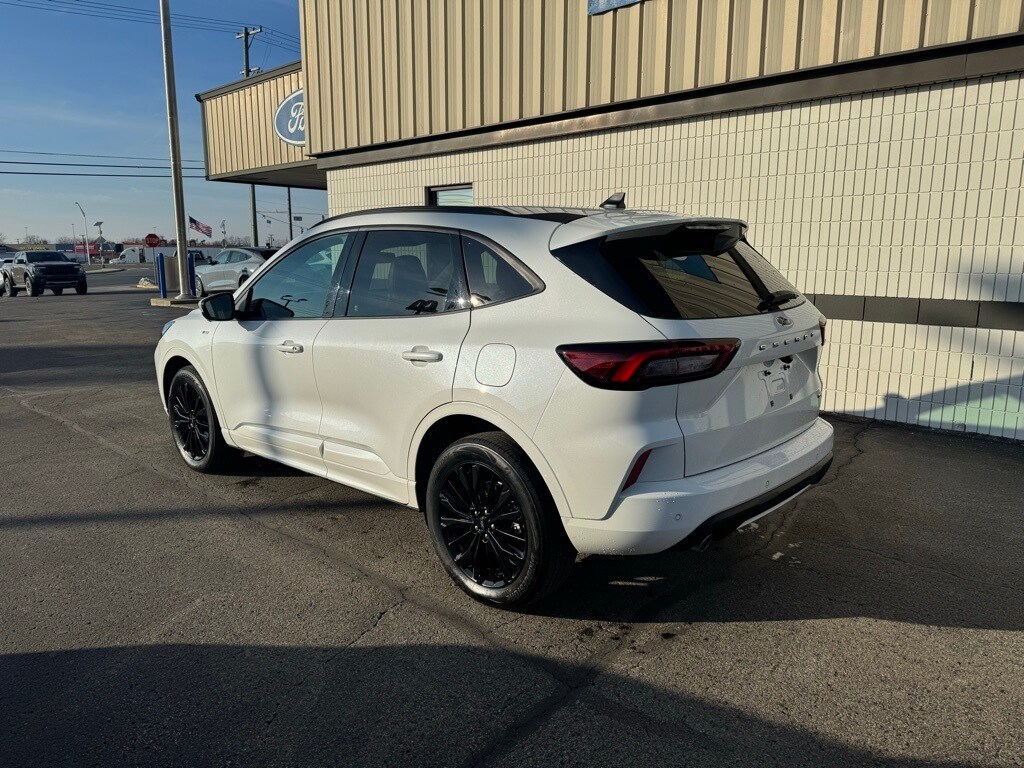 Used 2023 Ford Escape ST-Line Elite SUV