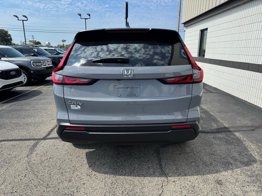 2026 Honda CR-V LX photo 4