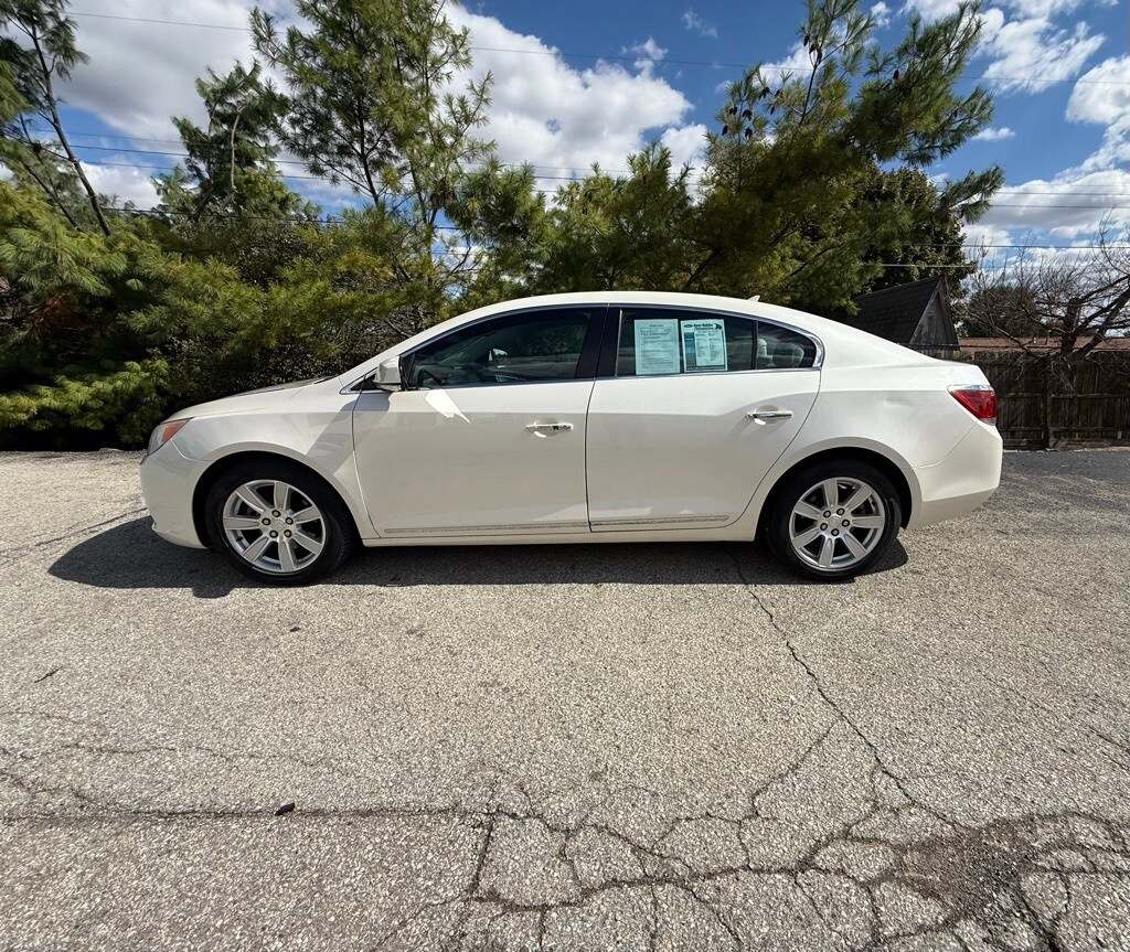 2011 Buick LaCrosse CXL photo 3