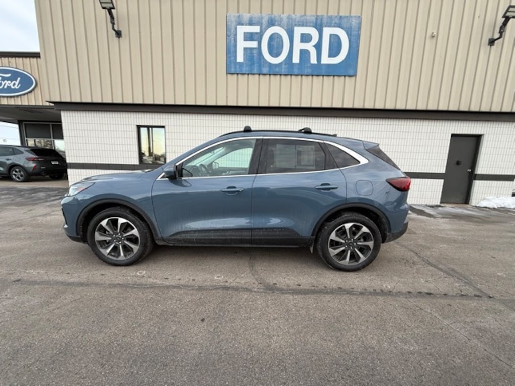 Used 2023 Ford Escape Platinum SUV