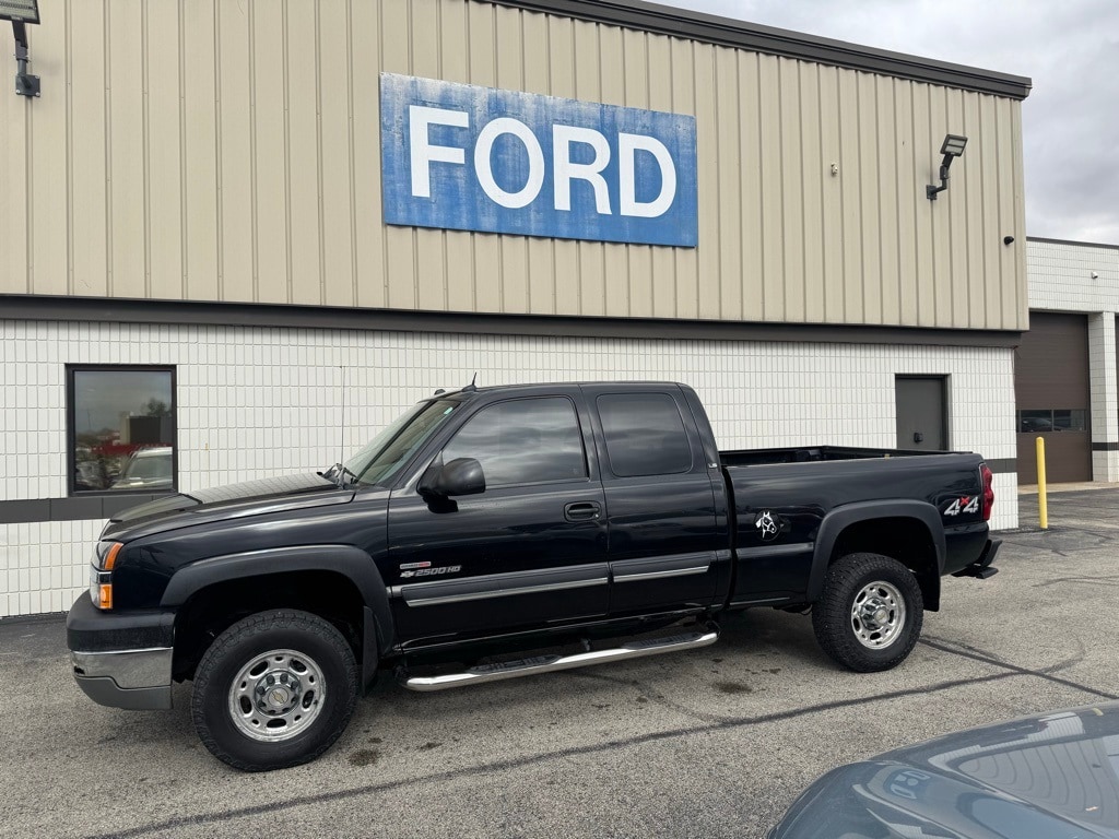 Used 2004 Chevrolet Silverado 2500HD LS Truck