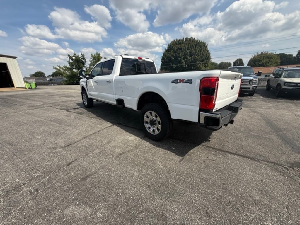 New 2026 Ford F-350 Lariat Truck