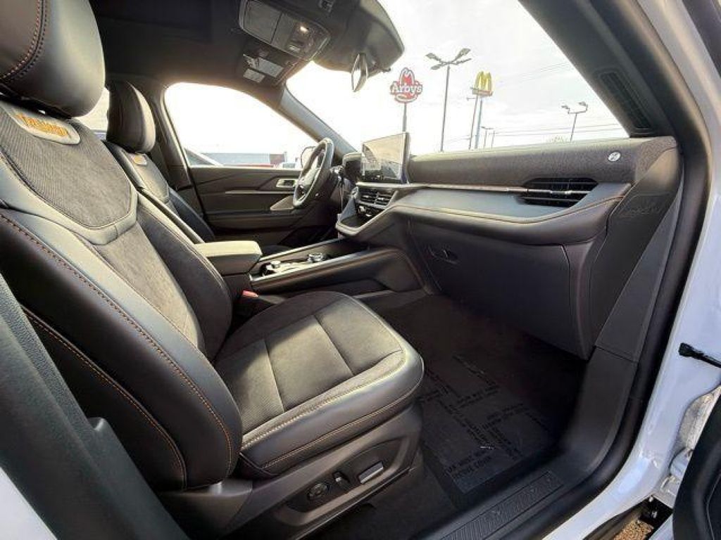 2026 Ford Explorer Tremor - Photo 31