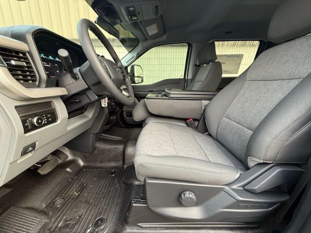 2026 Ford F-450 Super Duty XL - Photo 21