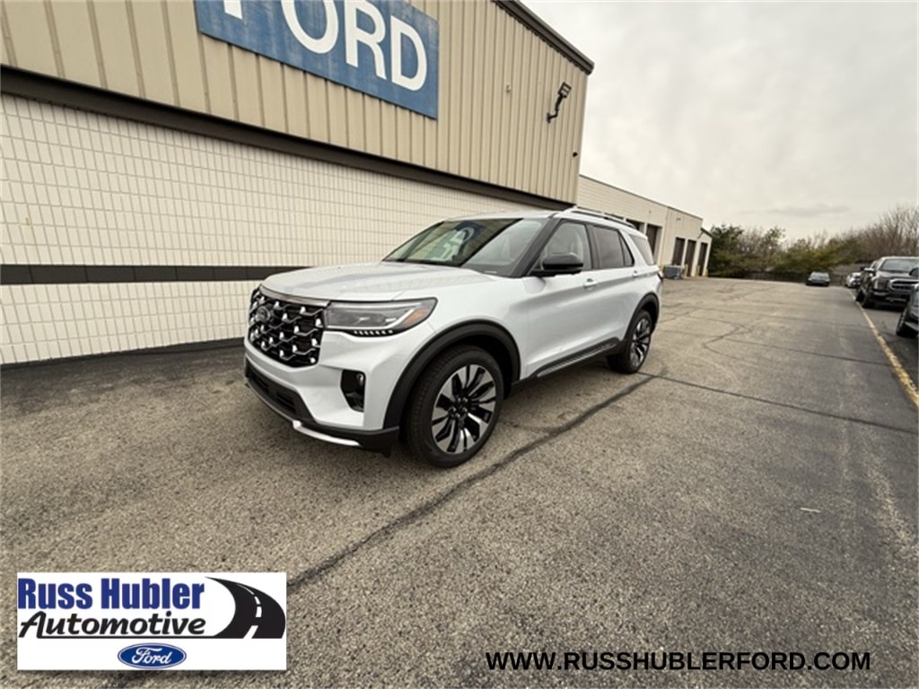 2026 Ford Explorer Platinum's photo