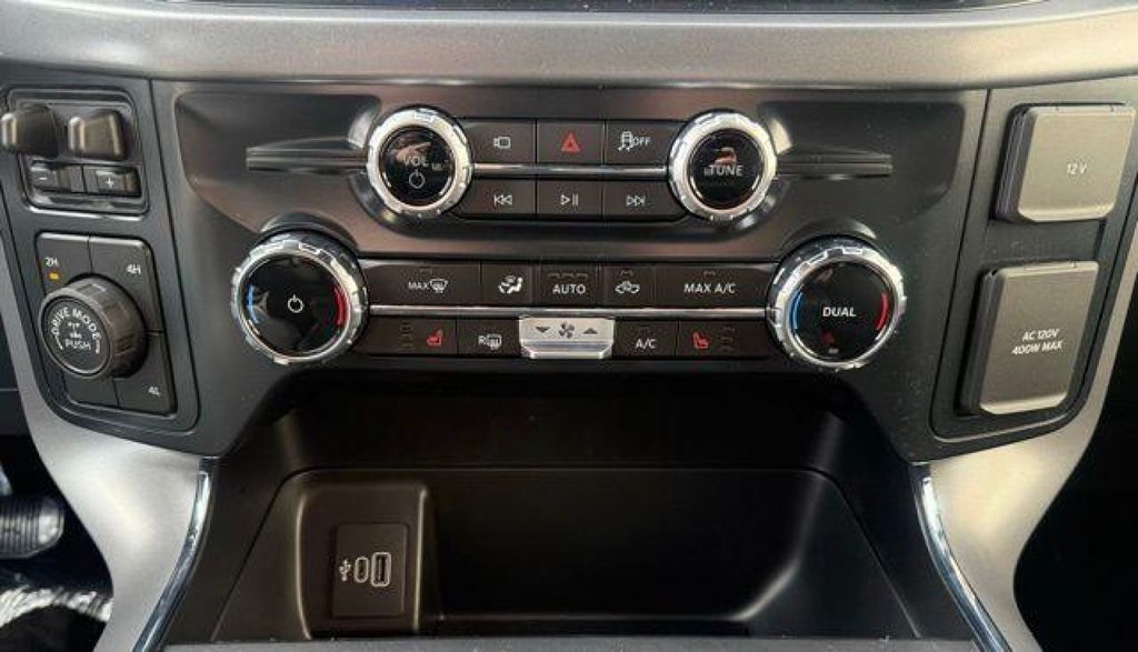 2026 Ford F-150 XLT - Photo 13