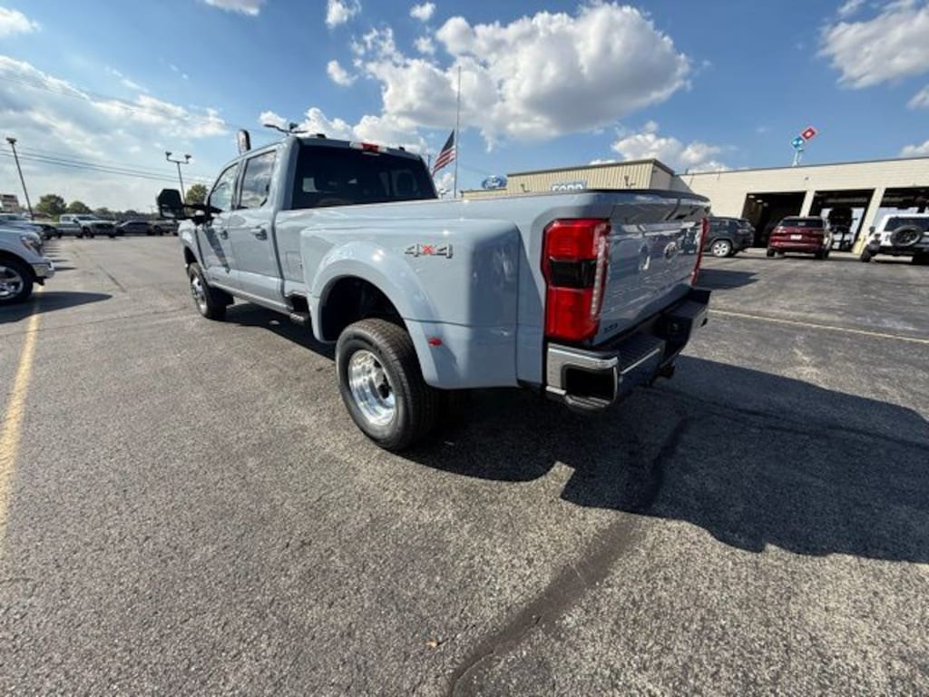 New 2026 Ford F-350 Lariat Truck
