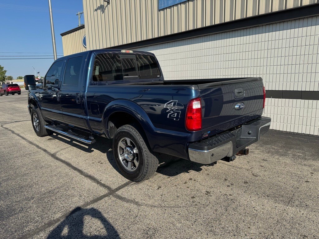 2016 Ford F-250 Lariat photo 2