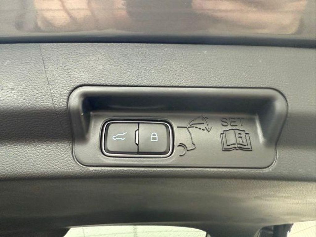 2026 Ford Explorer Tremor - Photo 29