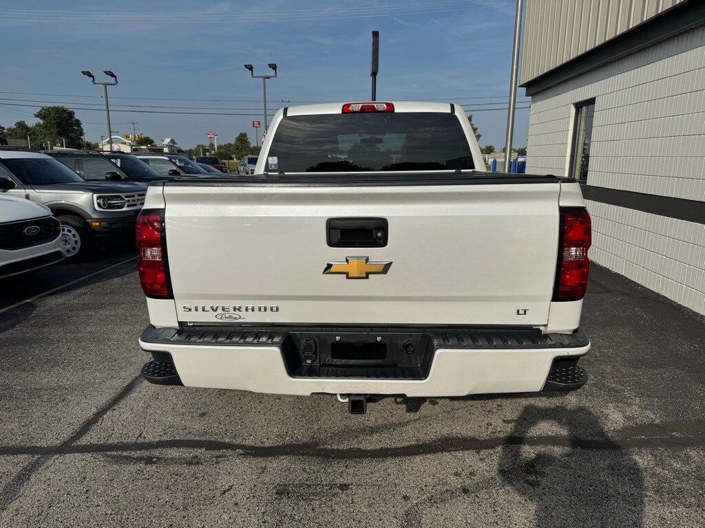2017 Chevrolet Silverado 1500 LT photo 4