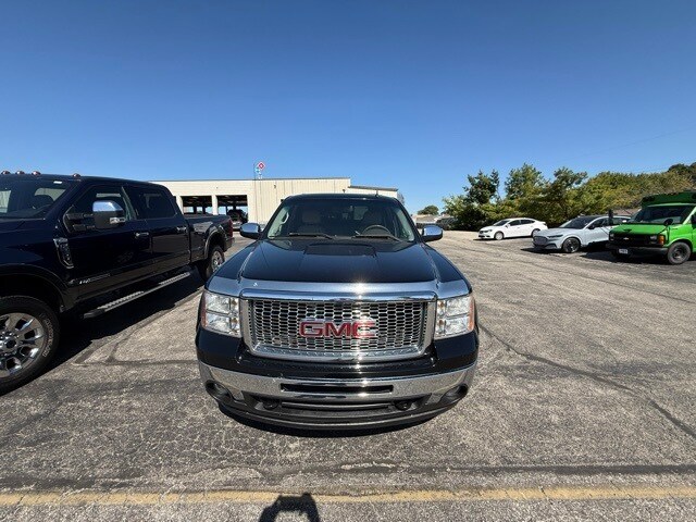 2010 Gmc Sierra 1500 SLT photo 2