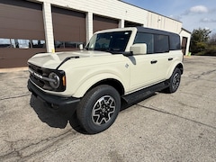 2026 Ford Bronco Outer Banks SUV