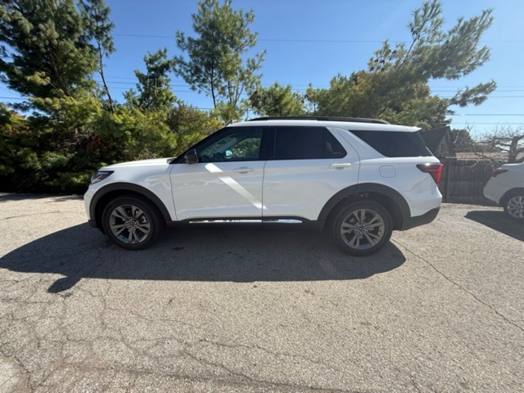 New 2025 Ford Explorer Active SUV
