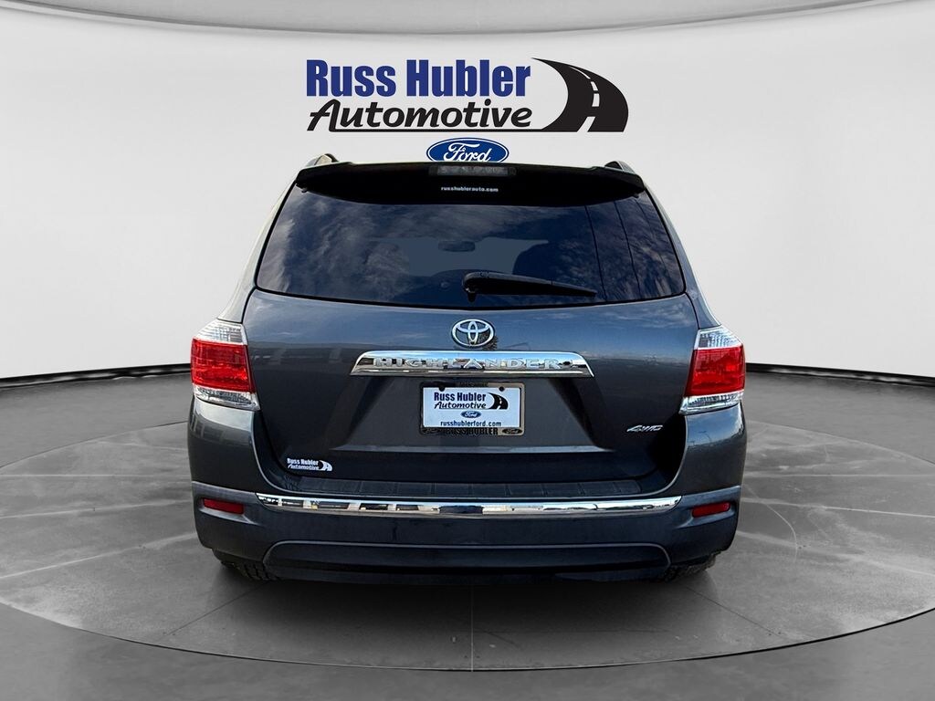 Used 2011 Toyota Highlander SE SUV
