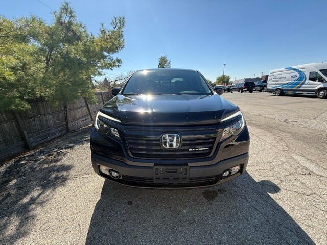 2019 Honda Ridgeline Black Edition photo 2