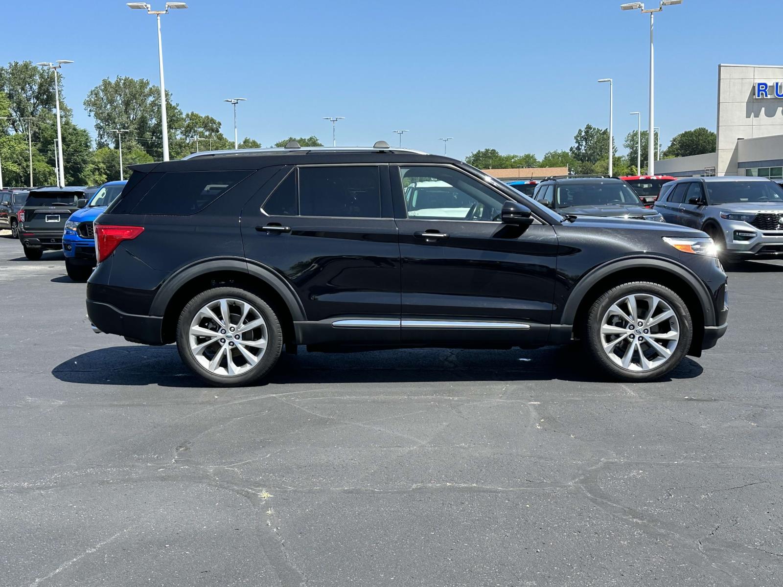 Used 2021 Ford Explorer Platinum with VIN 1FM5K8HC6MGB59143 for sale in Macomb, MI