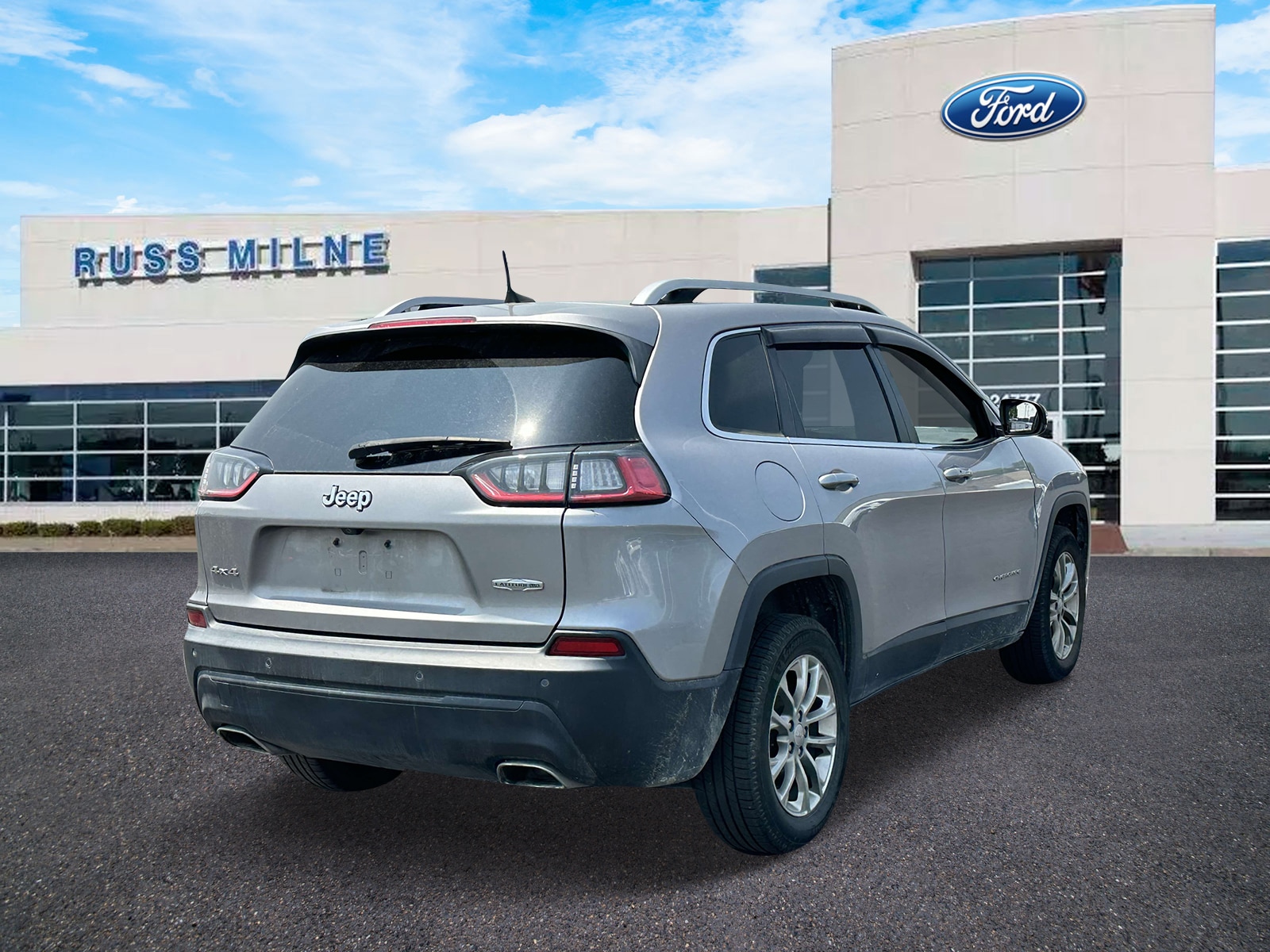 Used 2021 Jeep Cherokee Latitude Lux with VIN 1C4PJMMXXMD216849 for sale in Macomb, MI