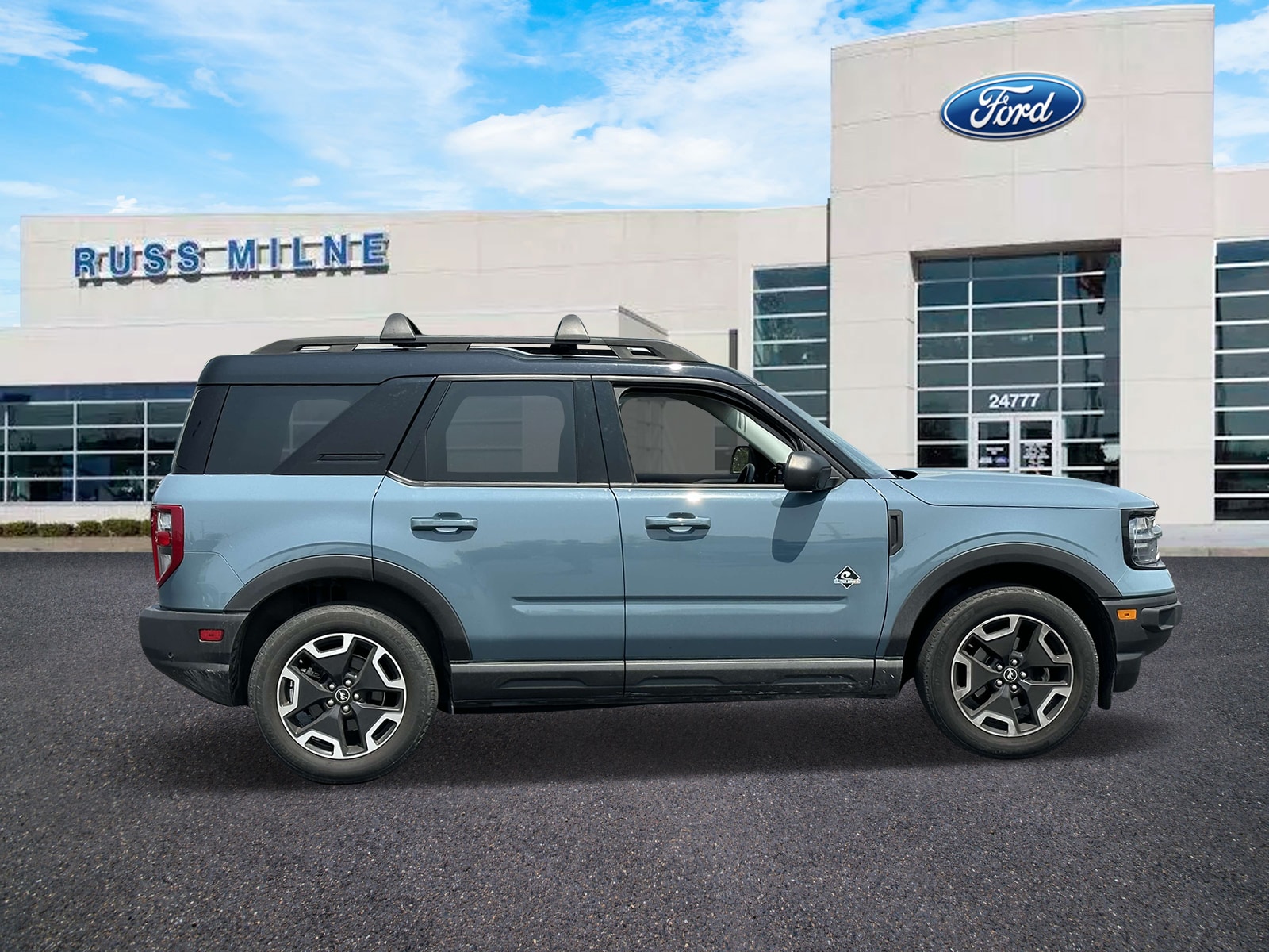 Used 2022 Ford Bronco Sport Outer Banks with VIN 3FMCR9C69NRD00615 for sale in Macomb, MI