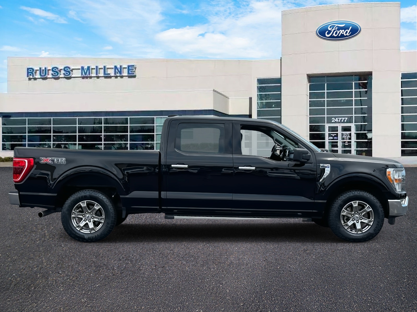 Used 2022 Ford F-150 XLT with VIN 1FTFW1E87NFA88394 for sale in Macomb, MI