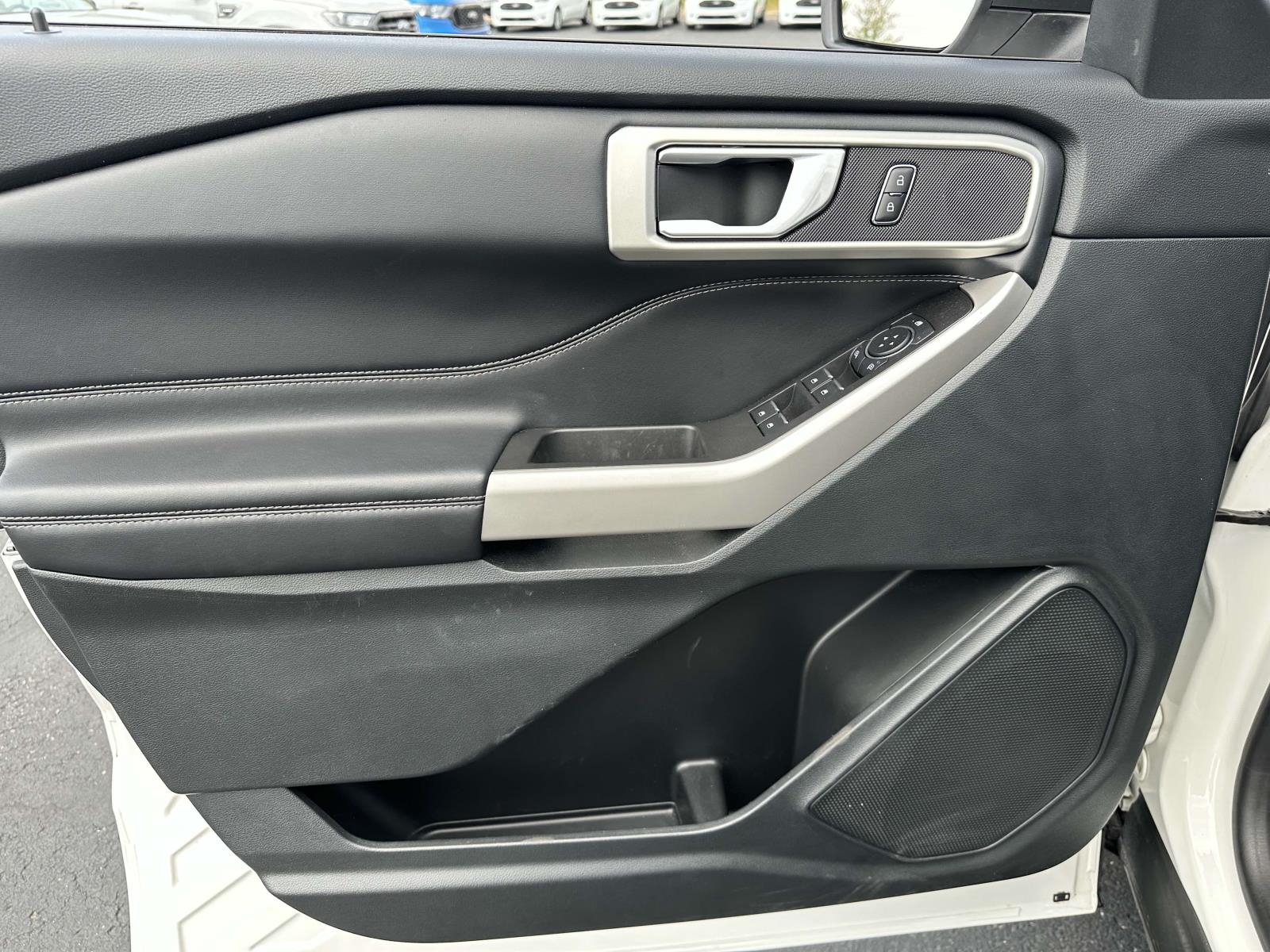 Used 2023 Ford Explorer XLT with VIN 1FMSK8DH5PGB82809 for sale in Macomb, MI