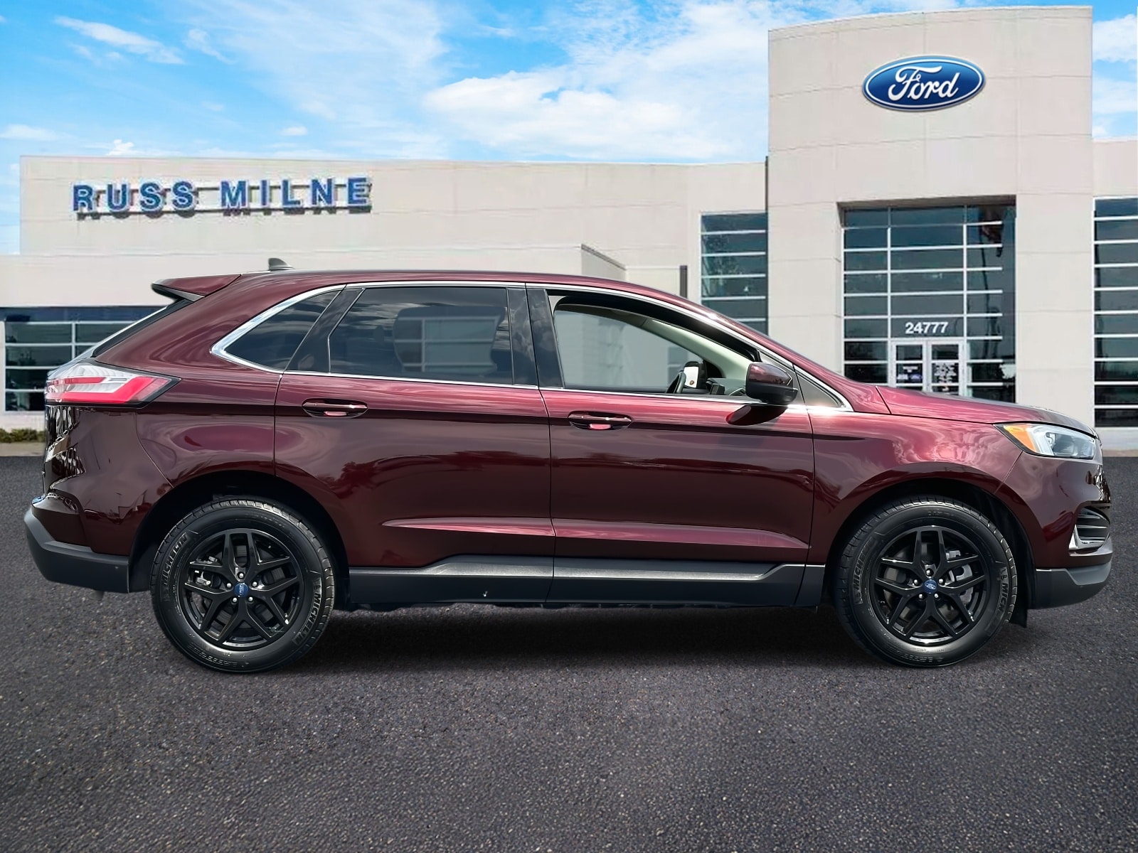 Used 2022 Ford Edge SEL with VIN 2FMPK4J90NBB02803 for sale in Macomb, MI