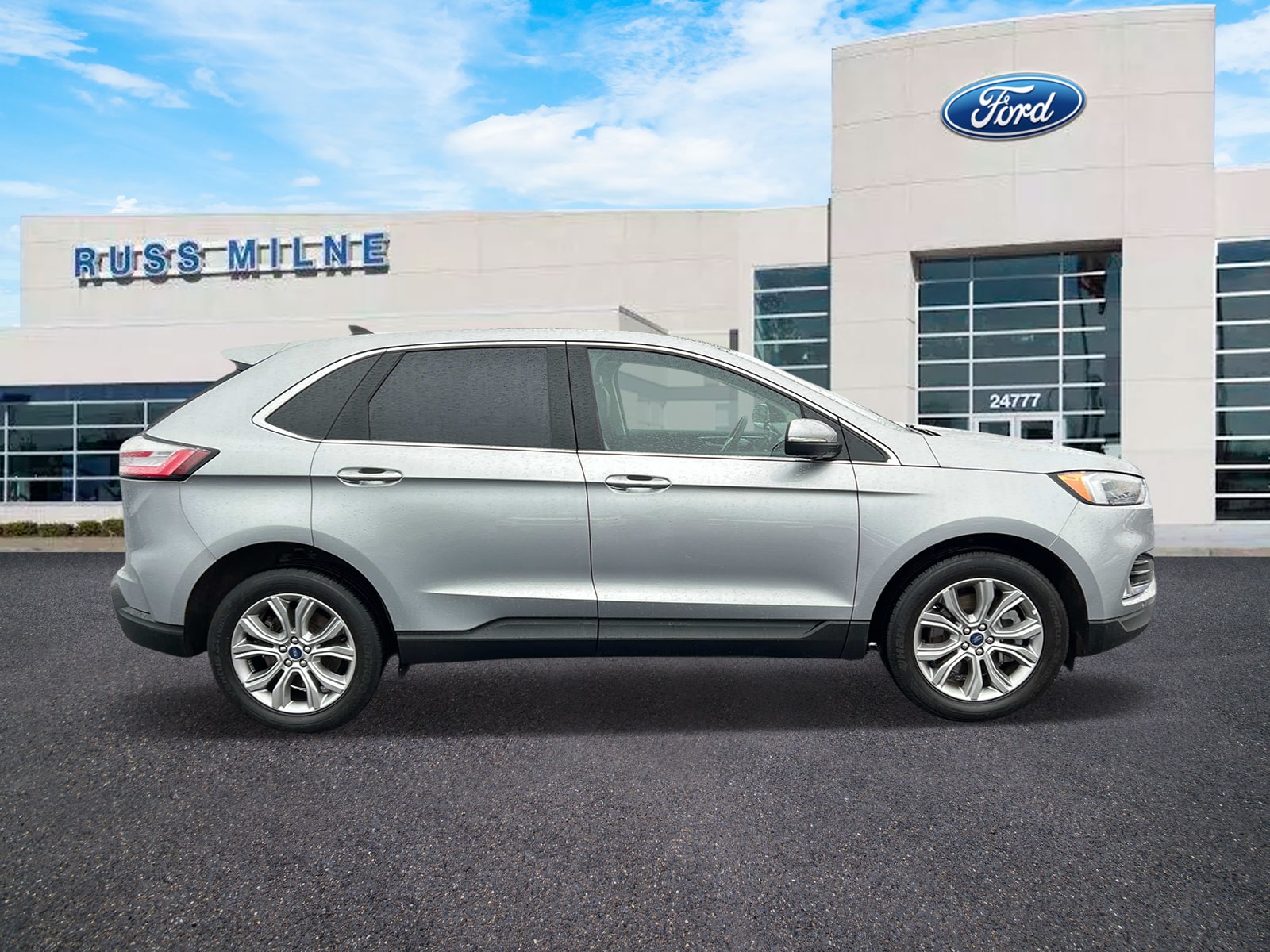 Used 2022 Ford Edge Titanium with VIN 2FMPK4K99NBA79746 for sale in Macomb, MI