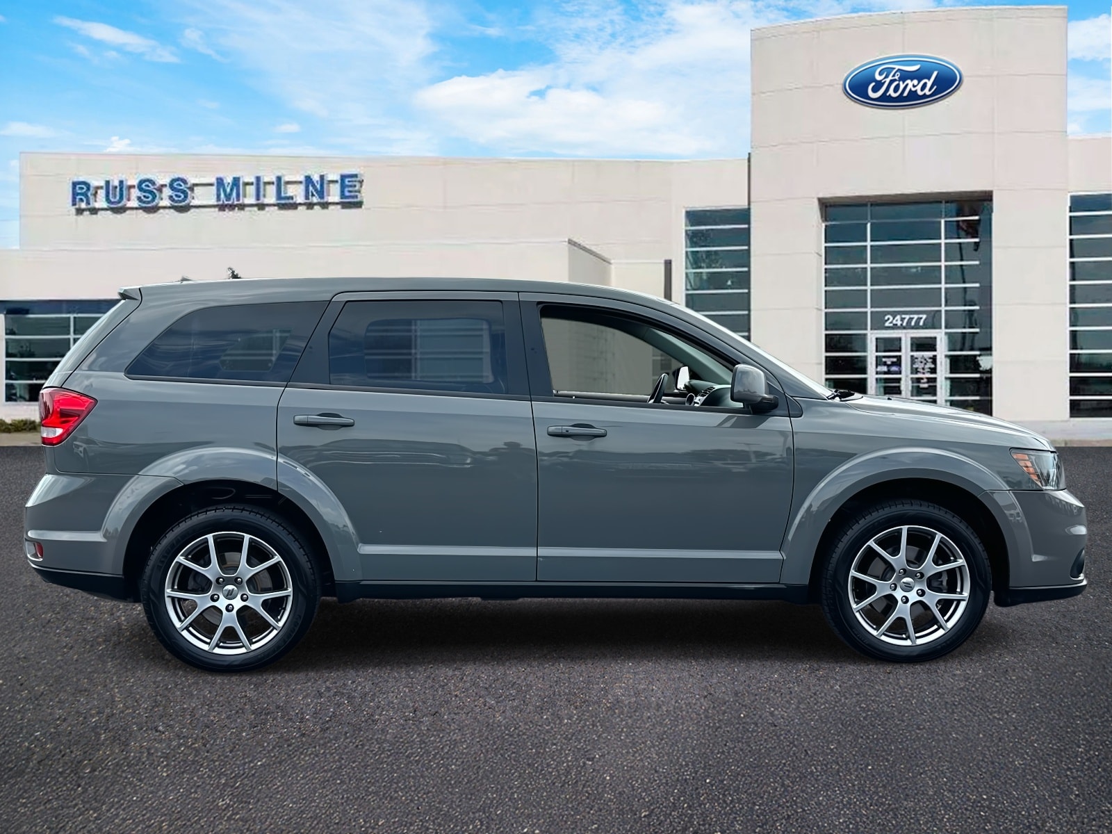 Used 2019 Dodge Journey GT with VIN 3C4PDDEG3KT759490 for sale in Macomb, MI