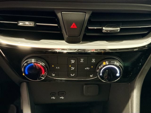 2026 Buick Encore GX Sport Touring - Photo 14