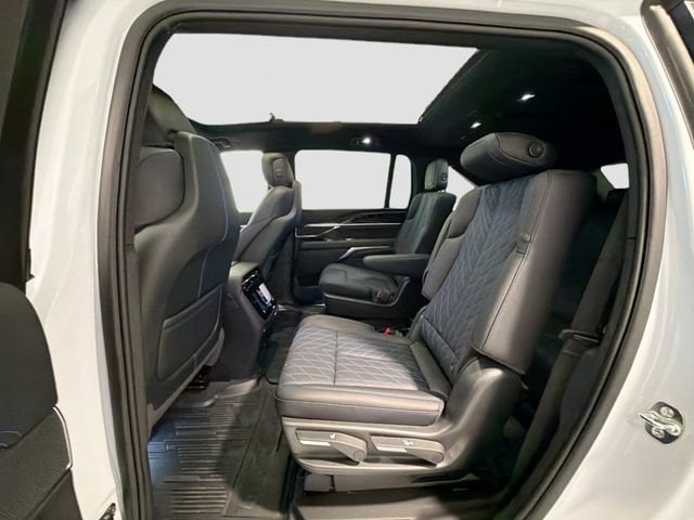 2026 Cadillac Escalade IQ Sport - Photo 20