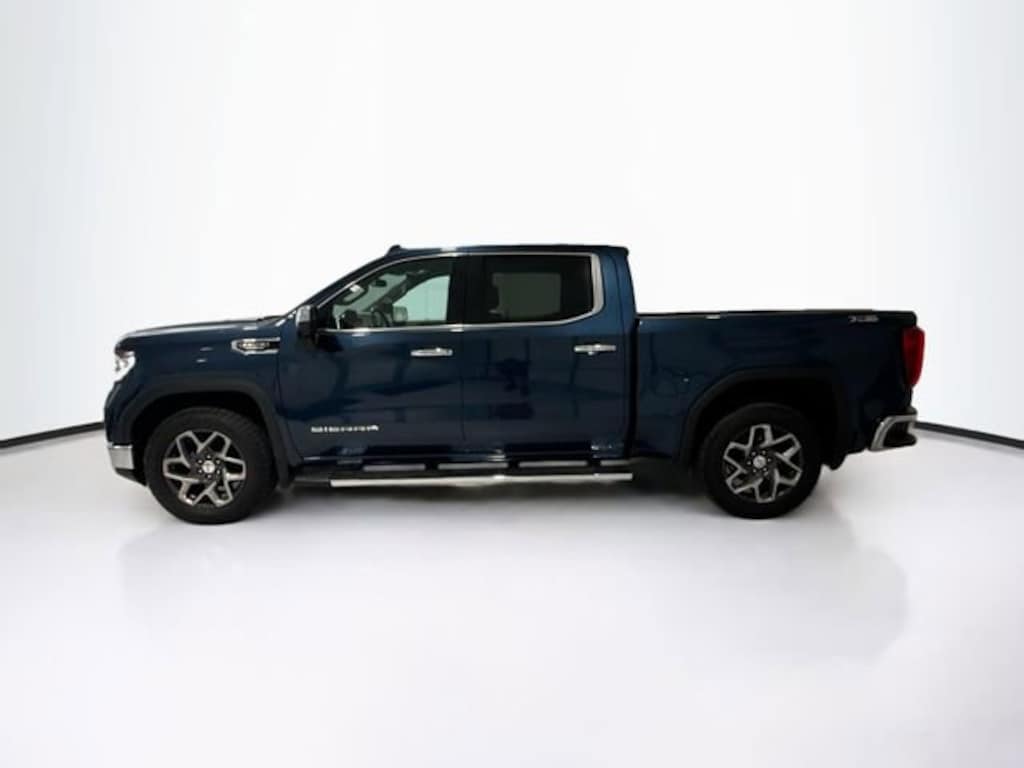 Used 2023 GMC Sierra 1500 SLT Truck Crew Cab