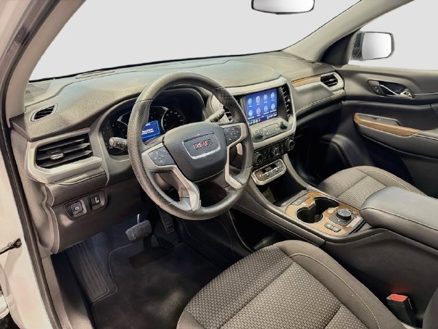 2023 GMC Acadia SLE - Photo 9