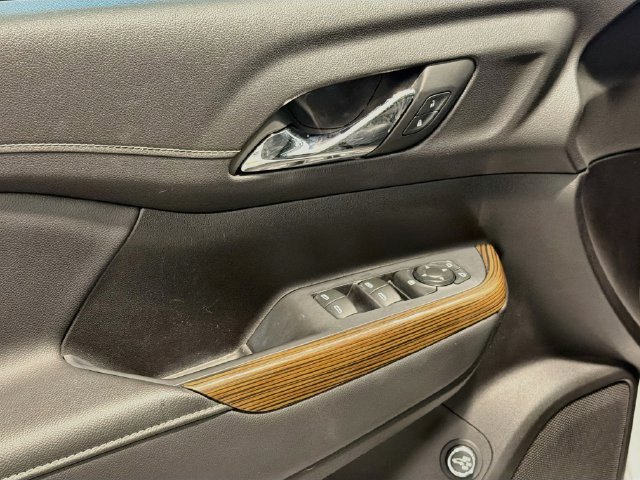 2023 GMC Acadia SLE - Photo 15