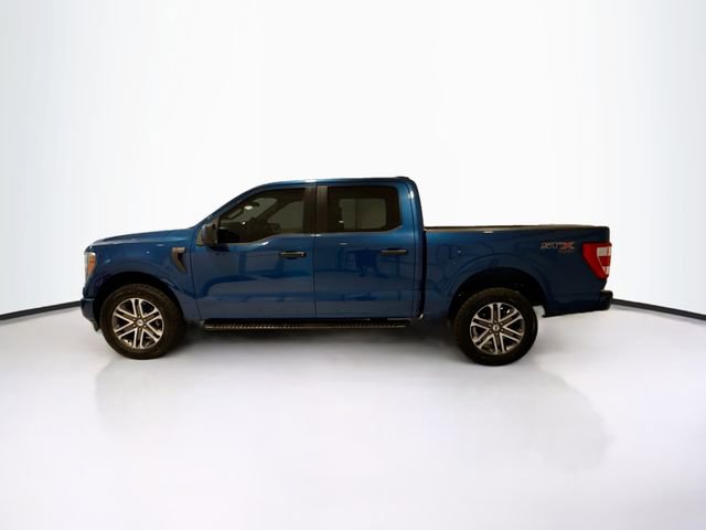 2022 Ford F-150 XL photo 2