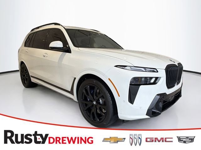 2023 BMW X7 40i's photo