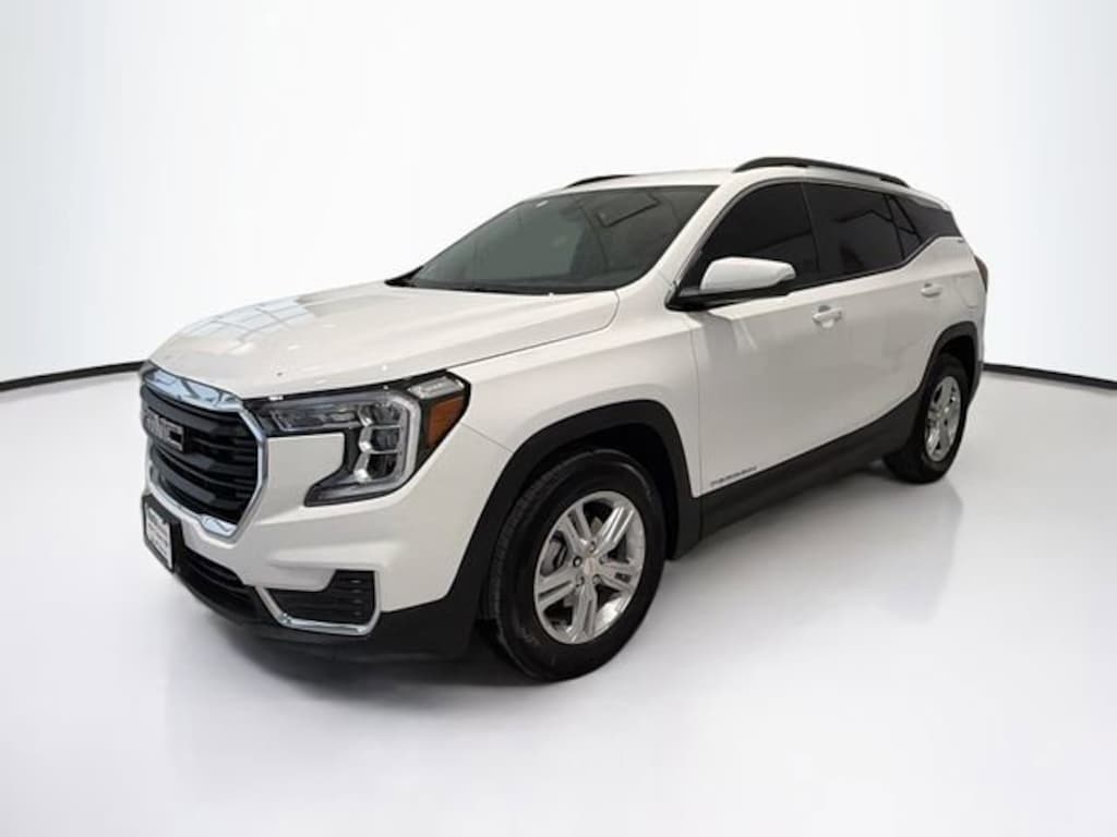 Used 2024 GMC Terrain SLE SUV