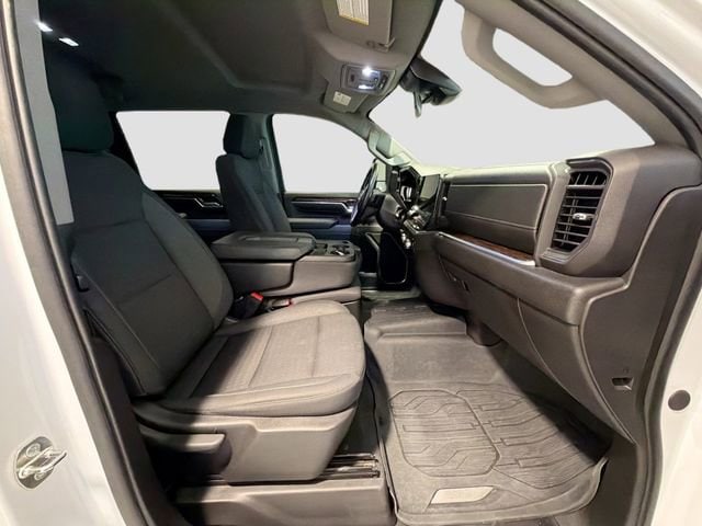 2024 GMC Sierra 3500HD SLE - Photo 23