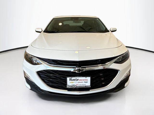 2024 Chevrolet Malibu RS photo 2