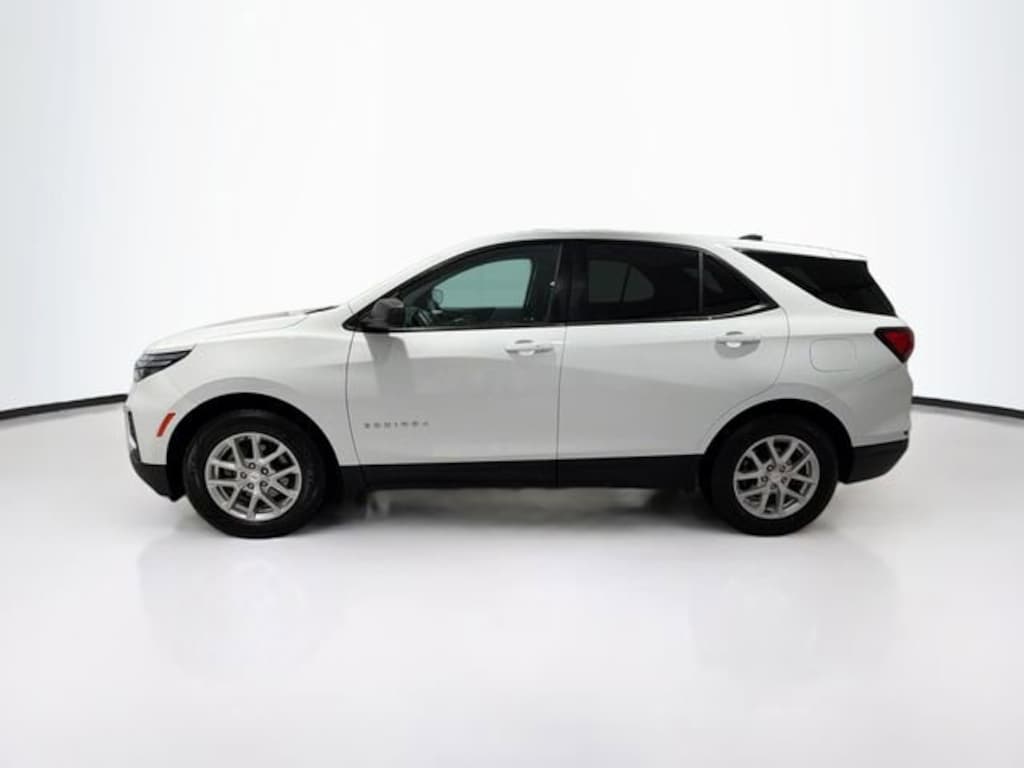 Used 2022 Chevrolet Equinox LS SUV