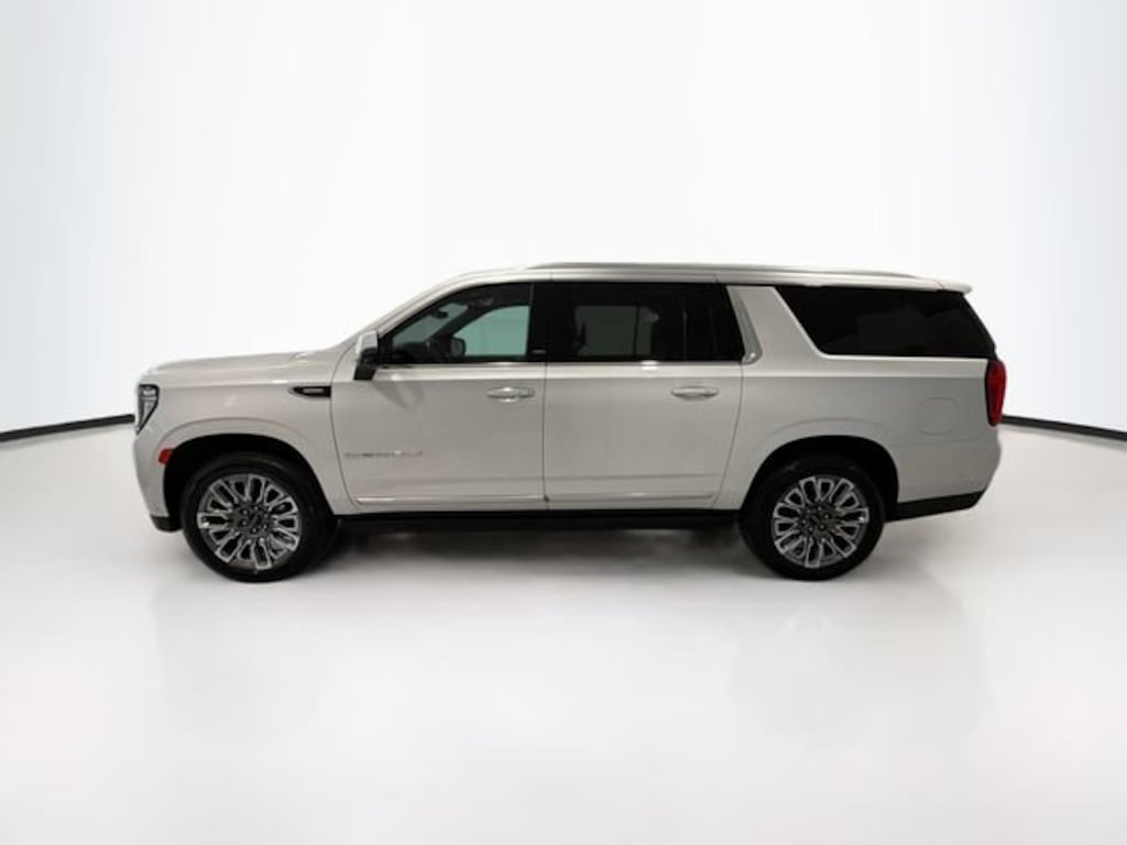 Used 2024 GMC Yukon XL Denali SUV