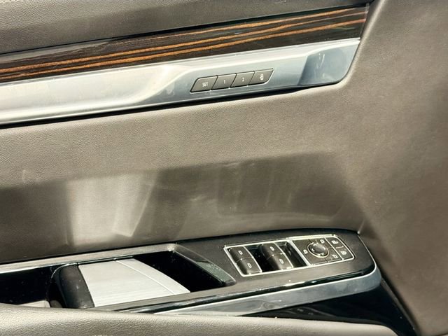 2025 Cadillac Escalade ESV Premium Luxury - Photo 18