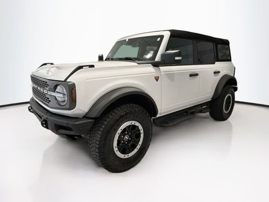 Used 2023 Ford Bronco Badlands SUV