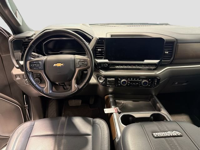 2024 Chevrolet Silverado 3500HD High Country - Photo 21