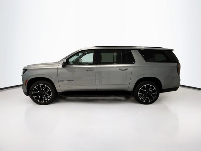 2025 Chevrolet Suburban RST photo 4