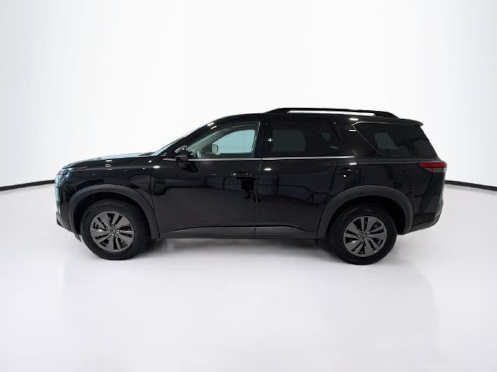 Used 2025 Nissan Pathfinder SV SUV