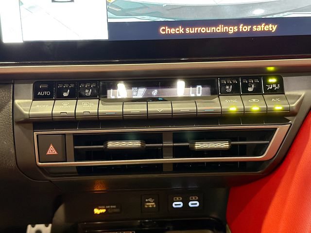 2026 Toyota Camry XSE - Photo 14